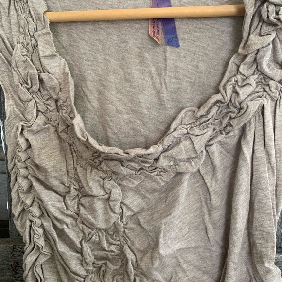 Anthropologie Ruched Sleeveless Top - Picture 3 of 7